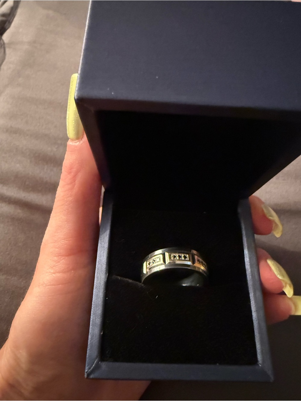 Men's Black diamonds, tungsten and  white Gold ring - size 10**